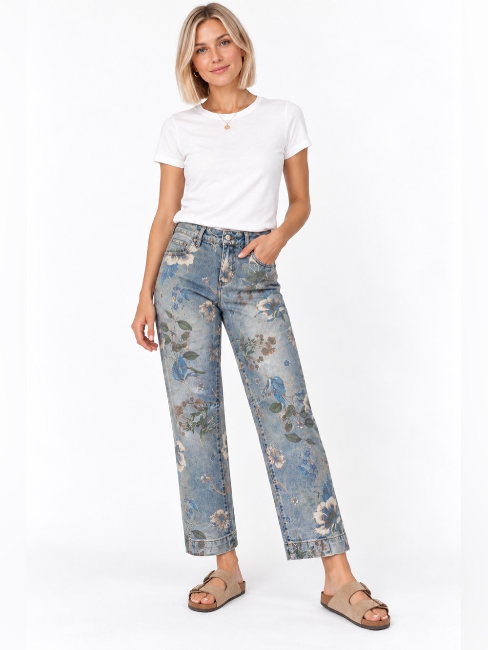 Flamingals Floral Print Women’s Jeans • size medium • NWT
